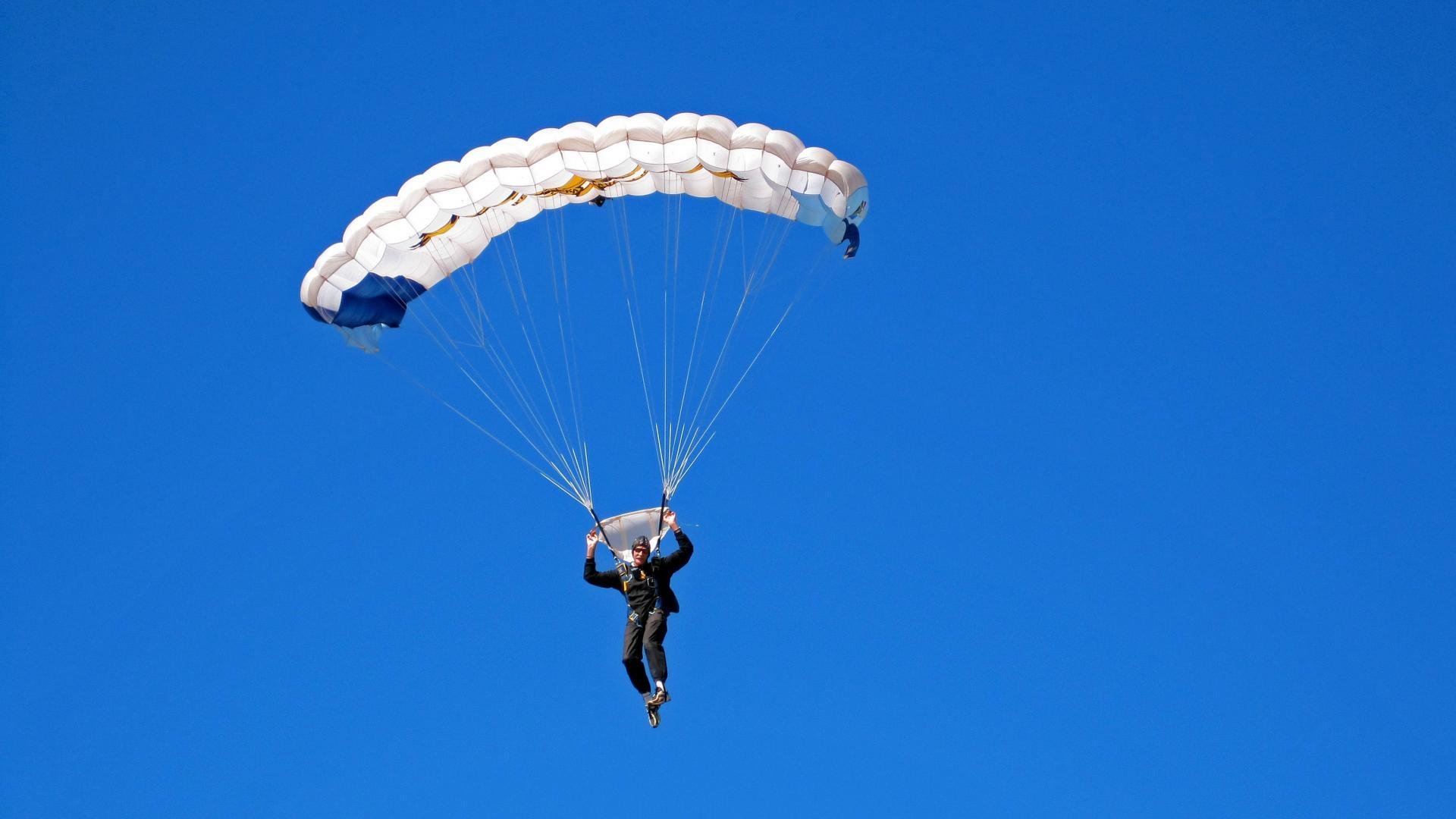 世界杯之夜，哈利伯顿的加冕时刻